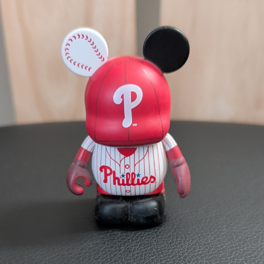 Vinylmation MLB Disney Parks Philadelphia Phillies Mickey Mouse Figurine